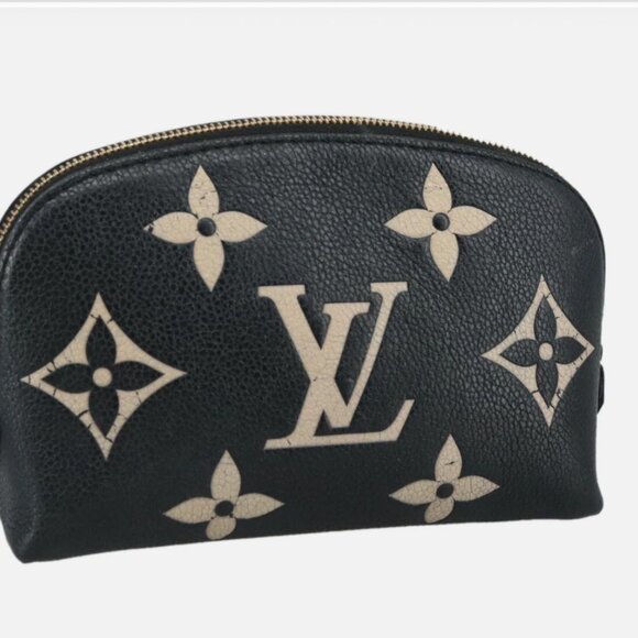 LOUIS VUITTON Monogram Empreinte Giant Pochette Cosmetic - Picture 2 of 8